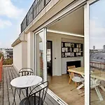 Penthouse Champs Elysees, Vue Sur Tout Paris Et La Tour Eiffel
