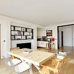 Penthouse Champs Elysees, Vue Sur Tout Paris Et La Tour Eiffel