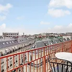 Penthouse Champs Elysees, Vue Sur Tout Paris Et La Tour Eiffel