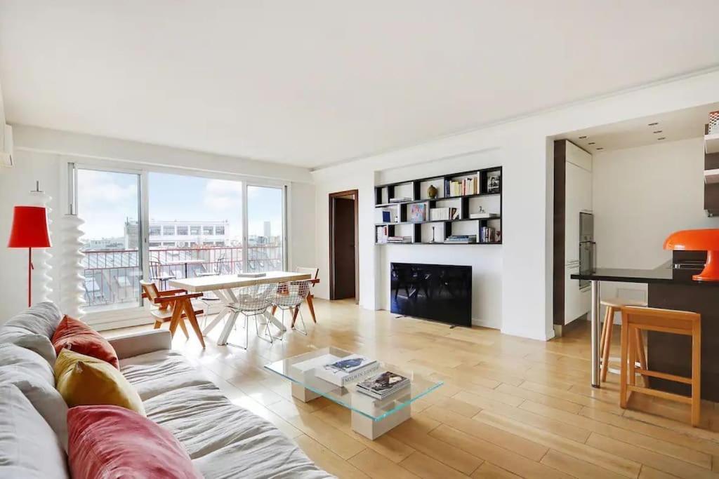Penthouse Champs Elysees, Vue Sur Et La Tour Eiffel * Parijs